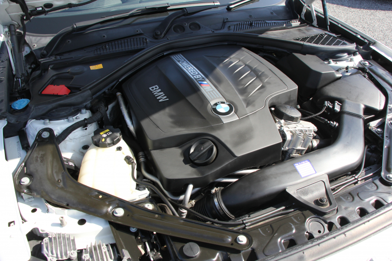 BMW Mシリーズ M2ｸｰﾍﾟMDCT ｻﾝﾙｰﾌ 370馬力 直6ﾀｰﾎﾞ7速DCT ﾋｰﾀｰ黒革 ﾊｰﾏﾝｶｰﾄﾞﾝｻｳﾝﾄﾞﾌﾙｾｸﾞTV HDDﾅﾋﾞBｶﾒﾗ 専用19AW 衝突軽減ﾌﾞﾚｰｷ 車線逸脱警告 歩行者警告 ﾌﾞﾚｰｷ付ｸﾙｺﾝ ｽﾏｰﾄｷｰ ｶｰﾎﾞﾝｲﾝﾃﾘｱﾄﾘﾑ ﾊﾟﾄﾞﾙｼﾌﾄ 2年保証