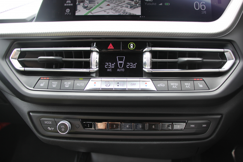 BMW 1シリーズ M135i Xdrive ﾃﾞﾋﾞｭｰP ｺﾝﾌｫｰﾄP 4WD 306馬力 Mｽﾎﾟｰﾂｼｰﾄ ｱﾀﾞﾌﾟﾃｨﾌﾞｻｽ Mｼｰﾄﾍﾞﾙﾄ ｼｰﾄﾋｰﾀｰ BMWﾗｲﾌﾞｺｯｸﾋﾟｯﾄ 追従ACC 電動ﾄﾗﾝｸ ｱｯﾌﾟﾙｶｰﾌﾟﾚｲ 純正HDDﾅﾋﾞPｱｼｽﾄ LEDﾍｯﾄﾞﾗｲﾄ ﾚｰﾝC警告 衝突軽減ﾌﾞﾚｰｷ 2年保証