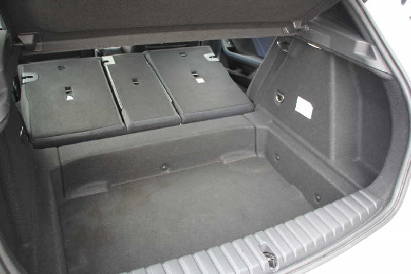 BMW 1シリーズ M135i Xdrive ﾃﾞﾋﾞｭｰP ｺﾝﾌｫｰﾄP 4WD 306馬力 Mｽﾎﾟｰﾂｼｰﾄ ｱﾀﾞﾌﾟﾃｨﾌﾞｻｽ Mｼｰﾄﾍﾞﾙﾄ ｼｰﾄﾋｰﾀｰ BMWﾗｲﾌﾞｺｯｸﾋﾟｯﾄ 追従ACC 電動ﾄﾗﾝｸ ｱｯﾌﾟﾙｶｰﾌﾟﾚｲ 純正HDDﾅﾋﾞPｱｼｽﾄ LEDﾍｯﾄﾞﾗｲﾄ ﾚｰﾝC警告 衝突軽減ﾌﾞﾚｰｷ 2年保証