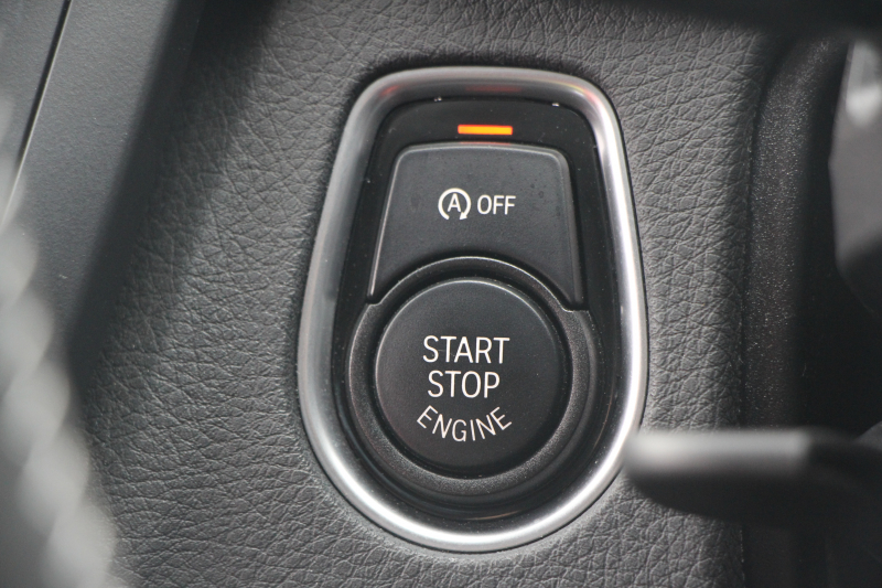 BMW 3シリーズ 320i Mｽﾎﾟｰﾂ 前期最終 追従ACC ﾋｰﾀｰ赤革 MPerformance20AW&ｲﾝﾃﾘｱﾄﾘﾑ&ｽﾃｱﾘﾝｸﾞﾎｲｰﾙ 衝突軽減ﾌﾞﾚｰｷ 車線逸脱警告 歩行者警告 ﾀｯﾁﾊﾟｯﾄﾞ対応HDDﾅﾋﾞﾐﾗｰETC2.0 専用ｴｱﾛ 直噴ﾀｰﾎﾞ8速AT 2年保証