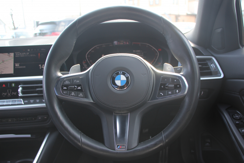 BMW 3シリーズ 320i Mｽﾎﾟｰﾂ ﾊｲﾗｲﾝ ｺﾝﾌｫｰﾄP ﾋｰﾀｰ黒革 360度ｶﾒﾗ 電動ﾄﾗﾝｸ Hi-fiｽﾋﾟｰｶｰ 追従ACC ｽﾃｱﾘﾝｸﾞｻﾎﾟｰﾄ ﾀｯﾁ画面HDDﾅﾋﾞｱｯﾌﾟﾙｶｰﾌﾟﾚｲ LEDﾍｯﾄﾞﾗｲﾄ ｵｰﾄﾊｲﾋﾞｰﾑ 専用ｴｱﾛ ﾜｲﾔﾚｽ充電 Pｱｼｽﾄﾌﾟﾗｽ PDC緊急ﾌﾞﾚｰｷ 2年保証