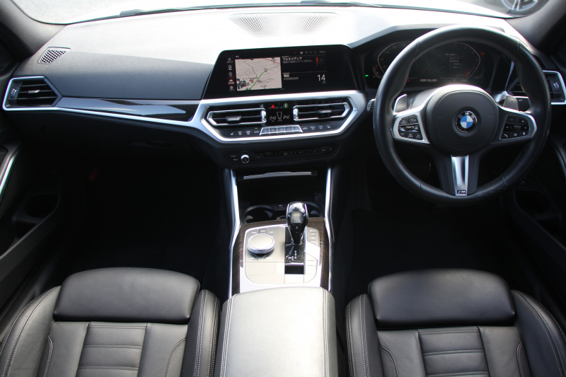 BMW 3シリーズ 320i Mｽﾎﾟｰﾂ ﾊｲﾗｲﾝ ｺﾝﾌｫｰﾄP ﾋｰﾀｰ黒革 360度ｶﾒﾗ 電動ﾄﾗﾝｸ Hi-fiｽﾋﾟｰｶｰ 追従ACC ｽﾃｱﾘﾝｸﾞｻﾎﾟｰﾄ ﾀｯﾁ画面HDDﾅﾋﾞｱｯﾌﾟﾙｶｰﾌﾟﾚｲ LEDﾍｯﾄﾞﾗｲﾄ ｵｰﾄﾊｲﾋﾞｰﾑ 専用ｴｱﾛ ﾜｲﾔﾚｽ充電 Pｱｼｽﾄﾌﾟﾗｽ PDC緊急ﾌﾞﾚｰｷ 2年保証