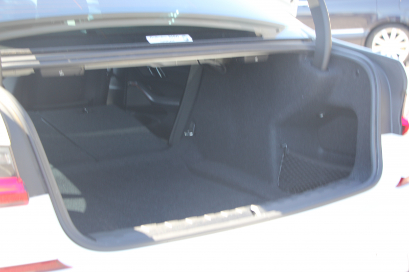 BMW 3シリーズ 320i Mｽﾎﾟｰﾂ ｻｳﾝﾄﾞP ｺﾝﾌｫｰﾄP 1ｵﾅ ﾊｰﾏﾝｶｰﾄﾞﾝ ｱｺｰｽﾃｨｯｸｶﾞﾗｽ ｼｰﾄﾋｰﾀｰ 追従ACC ｽﾃｱﾘﾝｸﾞｻﾎﾟｰﾄ BMWﾗｲﾌﾞｺｯｸﾋﾟｯﾄﾞLEDﾍｯﾄﾞﾗｲﾄ ｵｰﾄﾊｲﾋﾞｰﾑ ﾜｲﾔﾚｽ充電 ｱﾝﾋﾞｴﾝﾄﾗｲﾄ 電動ﾄﾗﾝｸ ｱｯﾌﾟﾙｶｰﾌﾟﾚｲ ﾀｯﾁ画面ﾅﾋﾞ2年保証