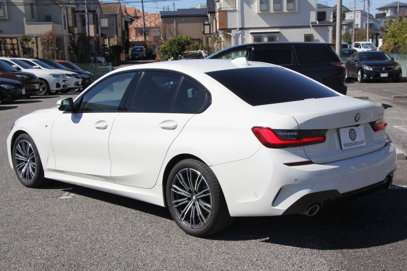 BMW 3シリーズ 320i Mｽﾎﾟｰﾂ ｻｳﾝﾄﾞP ｺﾝﾌｫｰﾄP 1ｵﾅ ﾊｰﾏﾝｶｰﾄﾞﾝ ｱｺｰｽﾃｨｯｸｶﾞﾗｽ ｼｰﾄﾋｰﾀｰ 追従ACC ｽﾃｱﾘﾝｸﾞｻﾎﾟｰﾄ BMWﾗｲﾌﾞｺｯｸﾋﾟｯﾄﾞLEDﾍｯﾄﾞﾗｲﾄ ｵｰﾄﾊｲﾋﾞｰﾑ ﾜｲﾔﾚｽ充電 ｱﾝﾋﾞｴﾝﾄﾗｲﾄ 電動ﾄﾗﾝｸ ｱｯﾌﾟﾙｶｰﾌﾟﾚｲ ﾀｯﾁ画面ﾅﾋﾞ2年保証