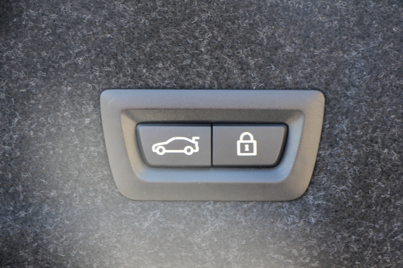 BMW 3シリーズ 320i Mｽﾎﾟｰﾂ ｻｳﾝﾄﾞP ｺﾝﾌｫｰﾄP 1ｵﾅ ﾊｰﾏﾝｶｰﾄﾞﾝ ｱｺｰｽﾃｨｯｸｶﾞﾗｽ ｼｰﾄﾋｰﾀｰ 追従ACC ｽﾃｱﾘﾝｸﾞｻﾎﾟｰﾄ BMWﾗｲﾌﾞｺｯｸﾋﾟｯﾄﾞLEDﾍｯﾄﾞﾗｲﾄ ｵｰﾄﾊｲﾋﾞｰﾑ ﾜｲﾔﾚｽ充電 ｱﾝﾋﾞｴﾝﾄﾗｲﾄ 電動ﾄﾗﾝｸ ｱｯﾌﾟﾙｶｰﾌﾟﾚｲ ﾀｯﾁ画面ﾅﾋﾞ2年保証