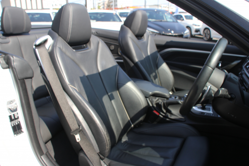 BMW 4シリーズ 440i ｶﾌﾞﾘｵﾚ Mｽﾎﾟｰﾂ ﾌﾟﾗｽP 最終ﾓﾃﾞﾙ ﾋｰﾀｰ黒革 ｴｱｶﾗｰ 直6ﾀｰﾎﾞB58新ｴﾝｼﾞﾝ 326馬力 19AW HUD 追従ACC ﾚｰﾝﾁｪﾝｼﾞ警告 ﾊｰﾏﾝｶｰﾄﾞﾝｻﾗｳﾝﾄﾞ液晶ﾒｰﾀｰ ﾀｯﾁ画面HDDﾅﾋﾞTV LEDﾍｯﾄﾞﾗｲﾄ 2年保証