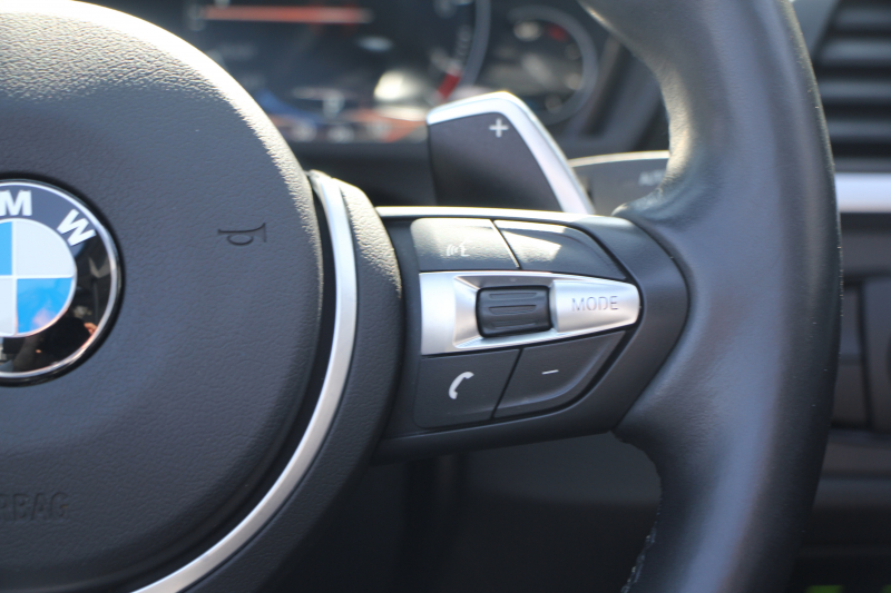 BMW 4シリーズ 440i ｶﾌﾞﾘｵﾚ Mｽﾎﾟｰﾂ ﾌﾟﾗｽP 最終ﾓﾃﾞﾙ ﾋｰﾀｰ黒革 ｴｱｶﾗｰ 直6ﾀｰﾎﾞB58新ｴﾝｼﾞﾝ 326馬力 19AW HUD 追従ACC ﾚｰﾝﾁｪﾝｼﾞ警告 ﾊｰﾏﾝｶｰﾄﾞﾝｻﾗｳﾝﾄﾞ液晶ﾒｰﾀｰ ﾀｯﾁ画面HDDﾅﾋﾞTV LEDﾍｯﾄﾞﾗｲﾄ 2年保証