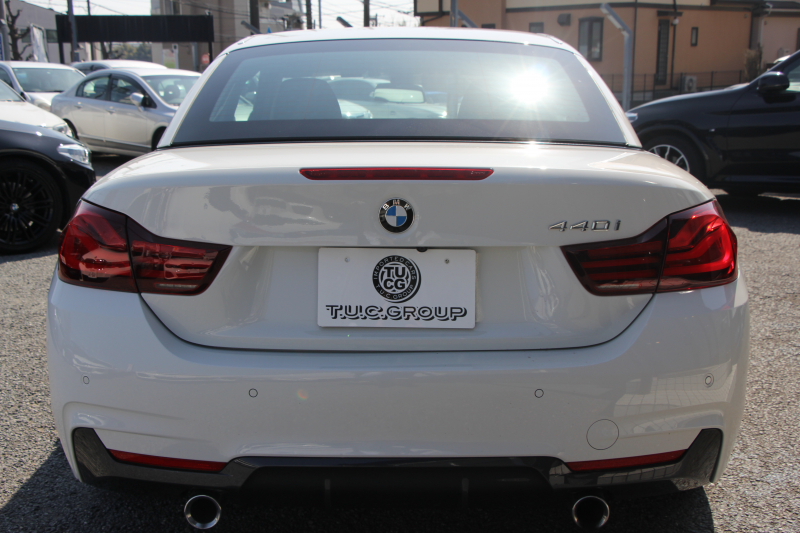 BMW 4シリーズ 440i ｶﾌﾞﾘｵﾚ Mｽﾎﾟｰﾂ ﾌﾟﾗｽP 最終ﾓﾃﾞﾙ ﾋｰﾀｰ黒革 ｴｱｶﾗｰ 直6ﾀｰﾎﾞB58新ｴﾝｼﾞﾝ 326馬力 19AW HUD 追従ACC ﾚｰﾝﾁｪﾝｼﾞ警告 ﾊｰﾏﾝｶｰﾄﾞﾝｻﾗｳﾝﾄﾞ液晶ﾒｰﾀｰ ﾀｯﾁ画面HDDﾅﾋﾞTV LEDﾍｯﾄﾞﾗｲﾄ 2年保証