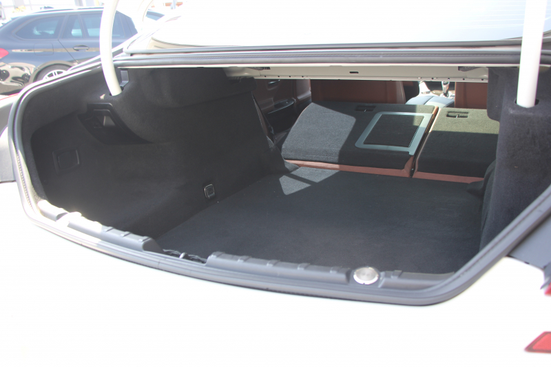 BMW 6シリーズ 640i ｸﾞﾗﾝｸｰﾍﾟMｽﾎﾟｰﾂ ﾌｪｲｽﾘﾌﾄ後 最終ﾓﾃﾞﾙ ｻﾝﾙｰﾌ 液晶ﾒｰﾀｰ HUD ｵﾌﾟｼｮﾝ20AW 新ﾃﾞｻﾞｲﾝLEDﾍｯﾄﾞﾗｲﾄ ﾋｰﾀｰ茶革 新HDDﾅﾋﾞTV Pｱｼｽﾄ TOPﾋﾞｭｰ&ｻｲﾄﾞｶﾒﾗ 追従ACC ﾚｰﾝﾁｪﾝｼﾞ警告 衝突軽減ﾌﾞﾚｰｷ 直6ﾀｰﾎﾞ320馬力 ｽﾏｰﾄｷｰ 2年保証