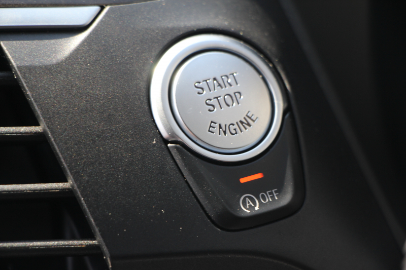 BMW X3 Xdrive20d Xﾗｲﾝ ﾊｲﾗｲﾝ 中期ﾓﾃﾞﾙ 型式3DA-UZ20 BMWﾗｲﾌﾞｺｯｸﾋﾟｯﾄ 変更後HDDﾅﾋﾞApplecarplay USBtype-C 全席ﾋｰﾀｰ茶革 ﾘｱｼｰﾄ可倒調整 ｱﾝﾋﾞｴﾝﾄﾗｲﾄ HUD 追従ACC ｽﾃｱﾘﾝｸﾞｻﾎﾟｰﾄ LEDﾍｯﾄﾞﾗｲﾄ 電動ﾄﾗﾝｸ 360度ｶﾒﾗ 2年保証