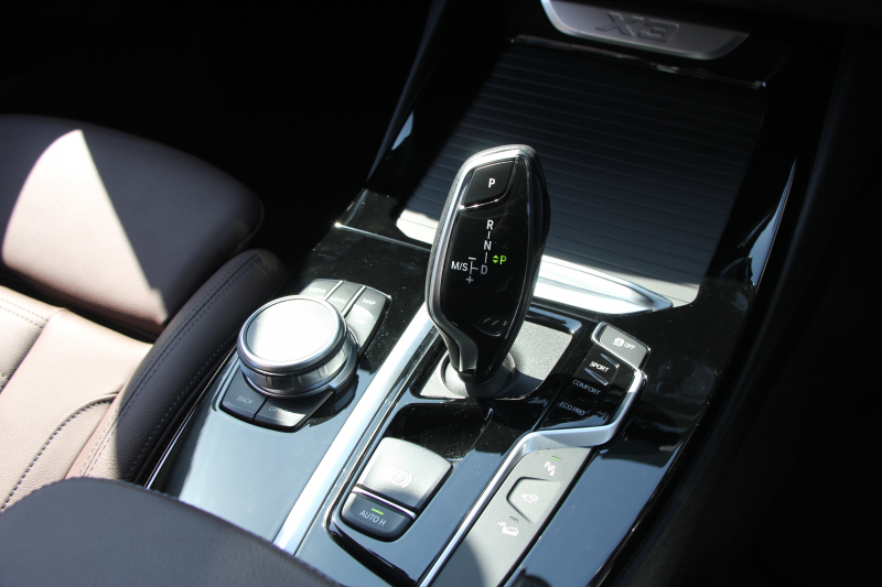 BMW X3 Xdrive20d Xﾗｲﾝ ﾊｲﾗｲﾝ 中期ﾓﾃﾞﾙ 型式3DA-UZ20 BMWﾗｲﾌﾞｺｯｸﾋﾟｯﾄ 変更後HDDﾅﾋﾞApplecarplay USBtype-C 全席ﾋｰﾀｰ茶革 ﾘｱｼｰﾄ可倒調整 ｱﾝﾋﾞｴﾝﾄﾗｲﾄ HUD 追従ACC ｽﾃｱﾘﾝｸﾞｻﾎﾟｰﾄ LEDﾍｯﾄﾞﾗｲﾄ 電動ﾄﾗﾝｸ 360度ｶﾒﾗ 2年保証