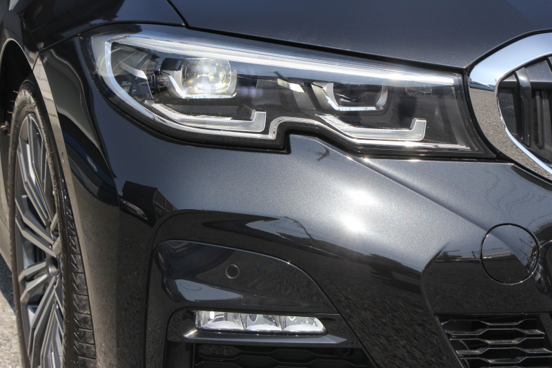 BMW 3シリーズ 320d Xdrive ﾂｰﾘﾝｸﾞMｽﾎﾟｰﾂ ﾊｲﾗｲﾝ 4WD ｺﾆｬｯｸﾚｻﾞｰ ｼｰﾄﾋｰﾀｰ 360度ｶﾒﾗ LEDﾍｯﾄﾞﾗｲﾄ ｵｰﾄﾊｲﾋﾞｰﾑ ｱｯﾌﾟﾙｶｰﾌﾟﾚｲ BMWﾗｲﾌﾞｺｯｸﾋﾟｯﾄﾞ電動ﾄﾗﾝｸ 追従ACC ｽﾃｱﾘﾝｸﾞｻﾎﾟｰﾄ ｱﾝﾋﾞｴﾝﾄﾗｲﾄ ﾜｲﾔﾚｽ充電 2年保証