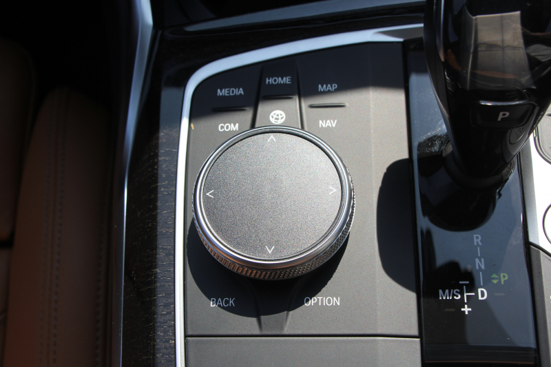 BMW 3シリーズ 320d Xdrive ﾂｰﾘﾝｸﾞMｽﾎﾟｰﾂ ﾊｲﾗｲﾝ 4WD ｺﾆｬｯｸﾚｻﾞｰ ｼｰﾄﾋｰﾀｰ 360度ｶﾒﾗ LEDﾍｯﾄﾞﾗｲﾄ ｵｰﾄﾊｲﾋﾞｰﾑ ｱｯﾌﾟﾙｶｰﾌﾟﾚｲ BMWﾗｲﾌﾞｺｯｸﾋﾟｯﾄﾞ電動ﾄﾗﾝｸ 追従ACC ｽﾃｱﾘﾝｸﾞｻﾎﾟｰﾄ ｱﾝﾋﾞｴﾝﾄﾗｲﾄ ﾜｲﾔﾚｽ充電 2年保証