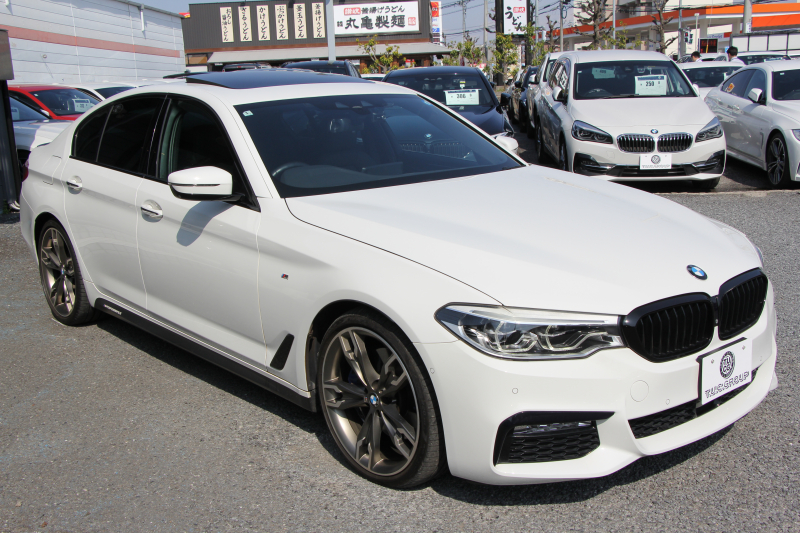 BMW 5シリーズ 530i Mｽﾎﾟｰﾂ 1ｵｰﾅ 高出力 252馬力 ｻﾝﾙｰﾌ 全席ﾋｰﾀｰ黒革 M550i用20ｲﾝﾁAW Mｽﾎﾟｰﾂﾌﾞﾚｰｷ 追従ACC ｽﾃｱﾘﾝｸﾞｻﾎﾟｰﾄ 液晶ﾒｰﾀｰ ﾀｯﾁ画面HDDﾅﾋﾞTV 360度ｶﾒﾗ LEDﾍｯﾄﾞﾗｲﾄ ｵｰﾄﾊｲﾋﾞｰﾑ 電動ﾄﾗﾝｸ 専用ｴｱﾛ 2年保証
