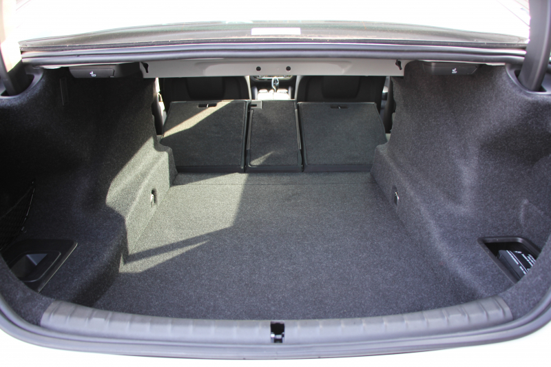 BMW 5シリーズ 530i Mｽﾎﾟｰﾂ 1ｵｰﾅ 高出力 252馬力 ｻﾝﾙｰﾌ 全席ﾋｰﾀｰ黒革 M550i用20ｲﾝﾁAW Mｽﾎﾟｰﾂﾌﾞﾚｰｷ 追従ACC ｽﾃｱﾘﾝｸﾞｻﾎﾟｰﾄ 液晶ﾒｰﾀｰ ﾀｯﾁ画面HDDﾅﾋﾞTV 360度ｶﾒﾗ LEDﾍｯﾄﾞﾗｲﾄ ｵｰﾄﾊｲﾋﾞｰﾑ 電動ﾄﾗﾝｸ 専用ｴｱﾛ 2年保証