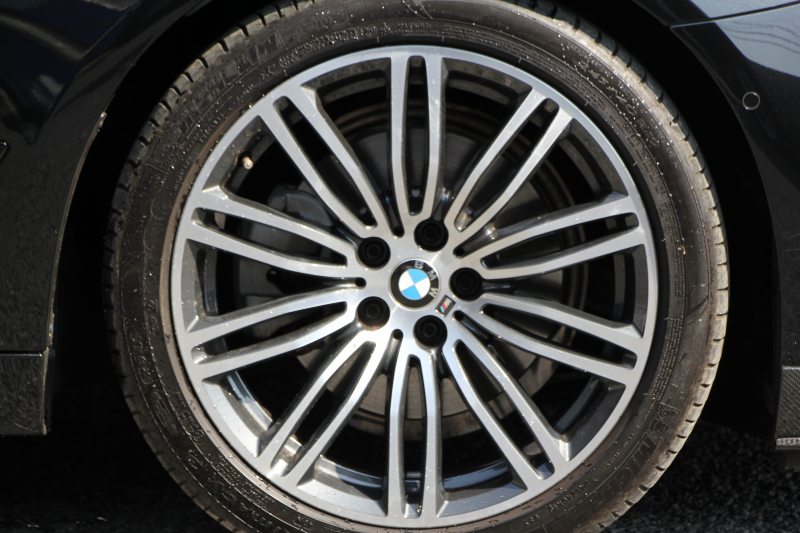 BMW 5シリーズ 523d Mｽﾎﾟｰﾂ ﾊｲﾗｲﾝ 変更後ﾓﾃﾞﾙ 1ｵｰﾅ 新液晶ﾒｰﾀｰ 全席ﾋｰﾀｰ黒革 HUD LEDﾍｯﾄﾞﾗｲﾄ 追従ACC ｽﾃｱﾘﾝｸﾞｻﾎﾟｰﾄ ｵｰﾄﾊｲﾋﾞｰﾑ ﾀｯﾁ画面HDDﾅﾋﾞﾌﾙｾｸﾞTV 360度ｶﾒﾗ 電動ﾄﾗﾝｸ 専用ｴｱﾛ 19AW ﾊﾟﾄﾞﾙｼﾌﾄ ｱﾝﾋﾞｴﾝﾄﾗｲﾄ 2年保証