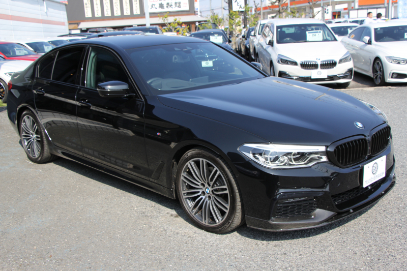 BMW 5シリーズ 523d Mｽﾎﾟｰﾂ ﾊｲﾗｲﾝ 変更後ﾓﾃﾞﾙ 1ｵｰﾅ 新液晶ﾒｰﾀｰ 全席ﾋｰﾀｰ黒革 HUD LEDﾍｯﾄﾞﾗｲﾄ 追従ACC ｽﾃｱﾘﾝｸﾞｻﾎﾟｰﾄ ｵｰﾄﾊｲﾋﾞｰﾑ ﾀｯﾁ画面HDDﾅﾋﾞﾌﾙｾｸﾞTV 360度ｶﾒﾗ 電動ﾄﾗﾝｸ 専用ｴｱﾛ 19AW ﾊﾟﾄﾞﾙｼﾌﾄ ｱﾝﾋﾞｴﾝﾄﾗｲﾄ 2年保証