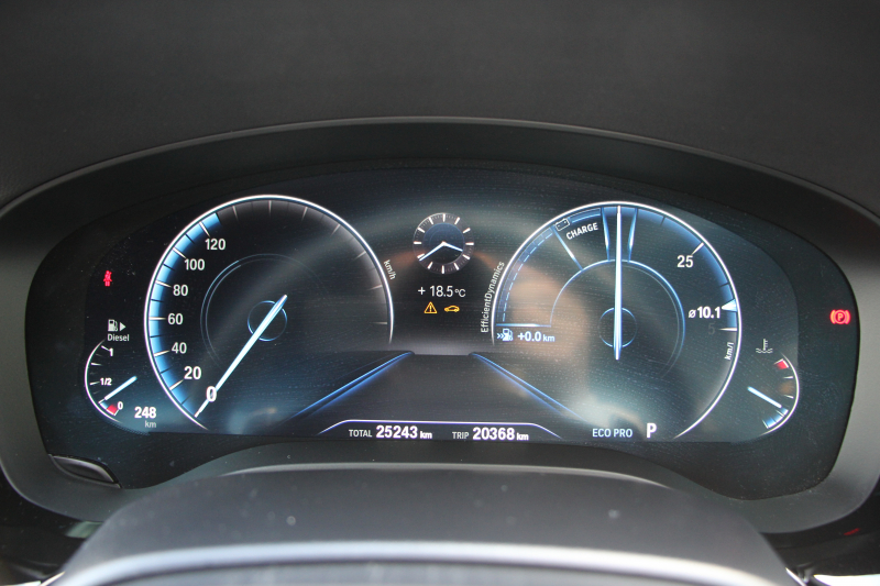 BMW 5シリーズ 523d Mｽﾎﾟｰﾂ ﾊｲﾗｲﾝ 変更後ﾓﾃﾞﾙ 1ｵｰﾅ 新液晶ﾒｰﾀｰ 全席ﾋｰﾀｰ黒革 HUD LEDﾍｯﾄﾞﾗｲﾄ 追従ACC ｽﾃｱﾘﾝｸﾞｻﾎﾟｰﾄ ｵｰﾄﾊｲﾋﾞｰﾑ ﾀｯﾁ画面HDDﾅﾋﾞﾌﾙｾｸﾞTV 360度ｶﾒﾗ 電動ﾄﾗﾝｸ 専用ｴｱﾛ 19AW ﾊﾟﾄﾞﾙｼﾌﾄ ｱﾝﾋﾞｴﾝﾄﾗｲﾄ 2年保証