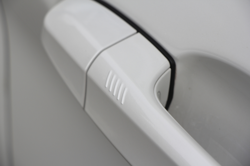 BMW X1 Xdrive18d Xﾗｲﾝ ﾊｲﾗｲﾝ ｺﾝﾌｫｰﾄP 後期 ﾌｪｲｽﾘﾌﾄ後 真珠色 ﾋｰﾀｰ茶革 追従ACC LEDﾍｯﾄﾞﾗｲﾄ&ﾃｰﾙ 電動ﾄﾗﾝｸ ｻﾃﾝｳｲﾝﾄﾞｳﾓｰﾙ ﾀｯﾁ画面HDDﾅﾋﾞﾜｲﾔﾚｽ充電 衝突軽減ﾌﾞﾚｰｷ 車線逸脱警告 歩行者警告 2年保証