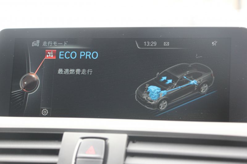 BMW 2シリーズ M235i ｸｰﾍﾟ直6ﾀｰﾎﾞ326馬力 ｱﾀﾞﾌﾟﾃｨﾌﾞMｻｽ 専用ﾌﾞﾚｰｷ ﾊｰﾏﾝｶｰﾄﾞﾝ Bｶﾒﾗ&ﾘｱ障害物ｿﾅｰ 衝突軽減ﾌﾞﾚｰｷ 車線逸脱警告 歩行者警告 ﾌﾞﾚｰｷ付ｸﾙｺﾝ 左右独立ｵｰﾄｴｱｺﾝ HDDﾅﾋﾞBluetooth接続 18AW ﾊﾟﾄﾞﾙｼﾌﾄ 2年保証