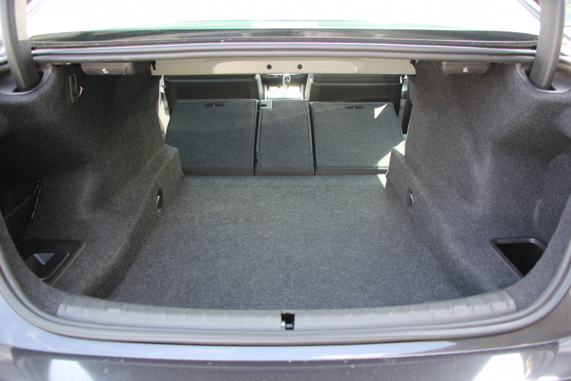 BMW 5シリーズ 530i Mｽﾎﾟｰﾂ ｺﾝﾌｫｰﾄP ｲﾉﾍﾞｰｼｮﾝP 252馬力 ﾏｯｻｰｼﾞﾍﾞﾝﾁﾚｰｼｮﾝ 全席ﾋｰﾀｰ黒革 ｺﾝﾌｫｰﾄｼｰﾄ ﾃﾞｨｽﾌﾟﾚｲｷｰ ﾘﾓｰﾄP ｼﾞｪｽﾁｬｰC HUD 追従ACC 液晶ﾒｰﾀｰ ﾀｯﾁ画面HDDﾅﾋﾞTV 360度ｶﾒﾗ 電動ﾄﾗﾝｸ LEDﾍｯﾄﾞﾗｲﾄ ｵｰﾄﾊｲﾋﾞｰﾑ 2年保証