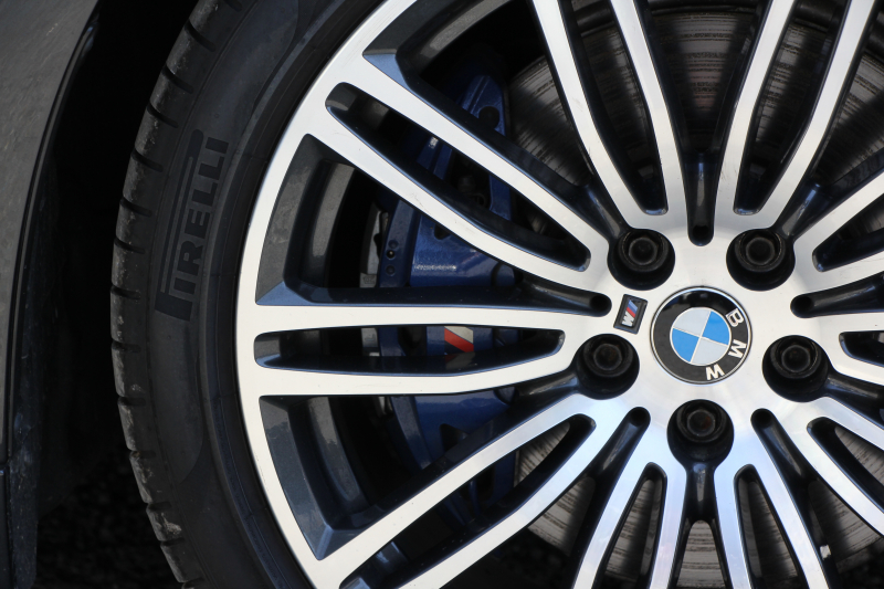 BMW 5シリーズ 530i Mｽﾎﾟｰﾂ ｺﾝﾌｫｰﾄP ｲﾉﾍﾞｰｼｮﾝP 252馬力 ﾏｯｻｰｼﾞﾍﾞﾝﾁﾚｰｼｮﾝ 全席ﾋｰﾀｰ黒革 ｺﾝﾌｫｰﾄｼｰﾄ ﾃﾞｨｽﾌﾟﾚｲｷｰ ﾘﾓｰﾄP ｼﾞｪｽﾁｬｰC HUD 追従ACC 液晶ﾒｰﾀｰ ﾀｯﾁ画面HDDﾅﾋﾞTV 360度ｶﾒﾗ 電動ﾄﾗﾝｸ LEDﾍｯﾄﾞﾗｲﾄ ｵｰﾄﾊｲﾋﾞｰﾑ 2年保証