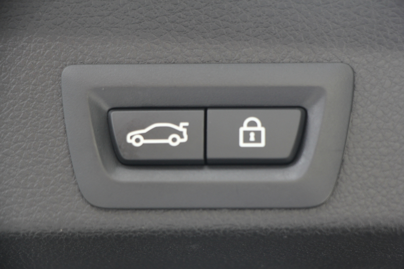 BMW 4シリーズ 420i ｸﾞﾗﾝｸｰﾍﾟｾﾚﾌﾞﾚｰｼｮﾝｴﾃﾞｨｼｮﾝｲﾝｽﾀｲﾙ 変更後ｴﾝｼﾞﾝ 200台限定車 LEDﾍｯﾄﾞﾗｲﾄ LEDﾌｫｸﾞ19AW ﾋｰﾀｰ黒革 ｻﾃﾝｱﾙﾐﾓｰﾙ HUD 追従ACC ﾚｰﾝﾁｪﾝｼﾞ警告 HDDﾅﾋﾞBluetooth接続 衝突軽減ﾌﾞﾚｰｷ 車線逸脱警告 歩行者警告 2年保証