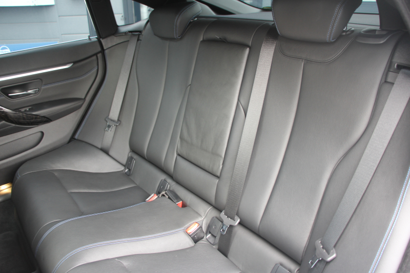 BMW 4シリーズ 420i ｸﾞﾗﾝｸｰﾍﾟｾﾚﾌﾞﾚｰｼｮﾝｴﾃﾞｨｼｮﾝｲﾝｽﾀｲﾙ 変更後ｴﾝｼﾞﾝ 200台限定車 LEDﾍｯﾄﾞﾗｲﾄ LEDﾌｫｸﾞ19AW ﾋｰﾀｰ黒革 ｻﾃﾝｱﾙﾐﾓｰﾙ HUD 追従ACC ﾚｰﾝﾁｪﾝｼﾞ警告 HDDﾅﾋﾞBluetooth接続 衝突軽減ﾌﾞﾚｰｷ 車線逸脱警告 歩行者警告 2年保証