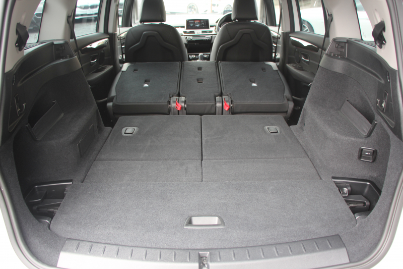 BMW 2シリーズ 218d Xdrive ｸﾞﾗﾝﾂｱﾗｰ ﾗｸﾞｼﾞｭｱﾘｰ 後期 4WD 真珠色 ﾌｪｲｽﾘﾌﾄ後 3列7人乗 ADｱｸﾃｨﾌﾞｾｰﾌﾃｨ&ｺﾝﾌｫｰﾄP 追従ACC HUD ﾋｰﾀｰ黒革 ﾌﾙｾｸﾞTV ﾌﾛﾝﾄ&ｻｲﾄﾞｶﾒﾗ 電動ﾄﾗﾝｸ LEDﾍｯﾄﾞﾗｲﾄ ﾀｯﾁ画面HDDﾅﾋﾞPｱｼｽﾄ 衝突軽減ﾌﾞﾚｰｷ 車線逸脱&歩行者警告 2年保証