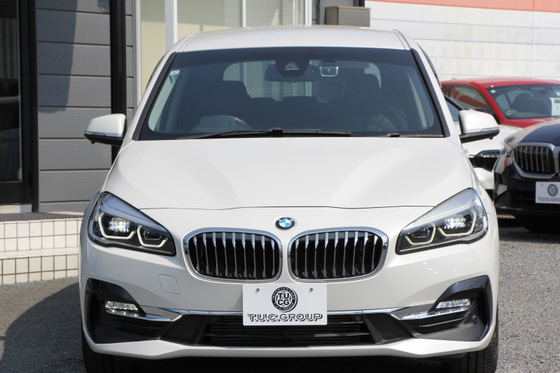 BMW 2シリーズ 218d Xdrive ｸﾞﾗﾝﾂｱﾗｰ ﾗｸﾞｼﾞｭｱﾘｰ 後期 4WD 真珠色 ﾌｪｲｽﾘﾌﾄ後 3列7人乗 ADｱｸﾃｨﾌﾞｾｰﾌﾃｨ&ｺﾝﾌｫｰﾄP 追従ACC HUD ﾋｰﾀｰ黒革 ﾌﾙｾｸﾞTV ﾌﾛﾝﾄ&ｻｲﾄﾞｶﾒﾗ 電動ﾄﾗﾝｸ LEDﾍｯﾄﾞﾗｲﾄ ﾀｯﾁ画面HDDﾅﾋﾞPｱｼｽﾄ 衝突軽減ﾌﾞﾚｰｷ 車線逸脱&歩行者警告 2年保証