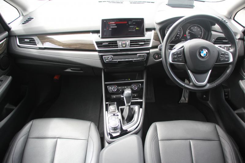 BMW 2シリーズ 218d Xdrive ｸﾞﾗﾝﾂｱﾗｰ ﾗｸﾞｼﾞｭｱﾘｰ 後期 4WD 真珠色 ﾌｪｲｽﾘﾌﾄ後 3列7人乗 ADｱｸﾃｨﾌﾞｾｰﾌﾃｨ&ｺﾝﾌｫｰﾄP 追従ACC HUD ﾋｰﾀｰ黒革 ﾌﾙｾｸﾞTV ﾌﾛﾝﾄ&ｻｲﾄﾞｶﾒﾗ 電動ﾄﾗﾝｸ LEDﾍｯﾄﾞﾗｲﾄ ﾀｯﾁ画面HDDﾅﾋﾞPｱｼｽﾄ 衝突軽減ﾌﾞﾚｰｷ 車線逸脱&歩行者警告 2年保証