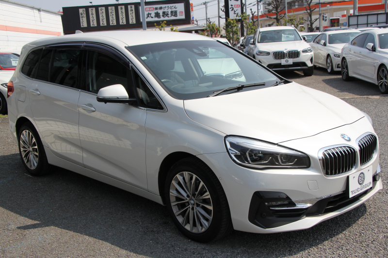 BMW 2シリーズ 218d Xdrive ｸﾞﾗﾝﾂｱﾗｰ ﾗｸﾞｼﾞｭｱﾘｰ 後期 4WD 真珠色 ﾌｪｲｽﾘﾌﾄ後 3列7人乗 ADｱｸﾃｨﾌﾞｾｰﾌﾃｨ&ｺﾝﾌｫｰﾄP 追従ACC HUD ﾋｰﾀｰ黒革 ﾌﾙｾｸﾞTV ﾌﾛﾝﾄ&ｻｲﾄﾞｶﾒﾗ 電動ﾄﾗﾝｸ LEDﾍｯﾄﾞﾗｲﾄ ﾀｯﾁ画面HDDﾅﾋﾞPｱｼｽﾄ 衝突軽減ﾌﾞﾚｰｷ 車線逸脱&歩行者警告 2年保証
