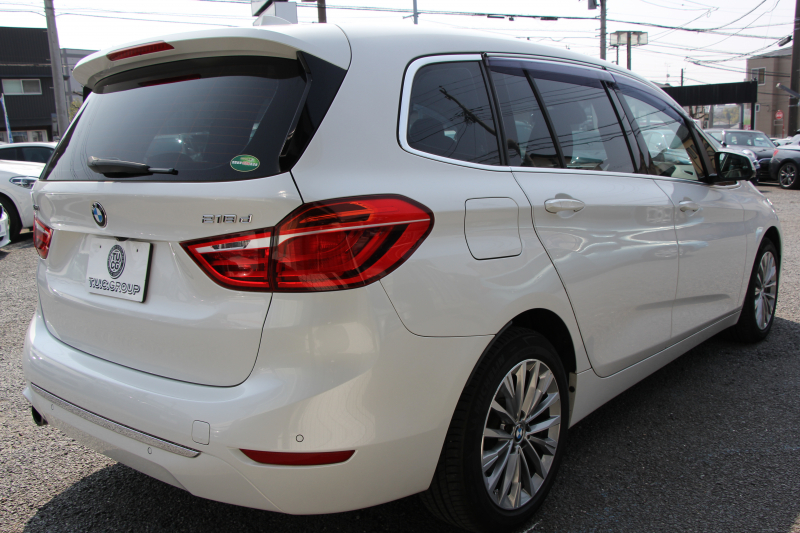 BMW 2シリーズ 218d Xdrive ｸﾞﾗﾝﾂｱﾗｰ ﾗｸﾞｼﾞｭｱﾘｰ 後期 4WD 真珠色 ﾌｪｲｽﾘﾌﾄ後 3列7人乗 ADｱｸﾃｨﾌﾞｾｰﾌﾃｨ&ｺﾝﾌｫｰﾄP 追従ACC HUD ﾋｰﾀｰ黒革 ﾌﾙｾｸﾞTV ﾌﾛﾝﾄ&ｻｲﾄﾞｶﾒﾗ 電動ﾄﾗﾝｸ LEDﾍｯﾄﾞﾗｲﾄ ﾀｯﾁ画面HDDﾅﾋﾞPｱｼｽﾄ 衝突軽減ﾌﾞﾚｰｷ 車線逸脱&歩行者警告 2年保証
