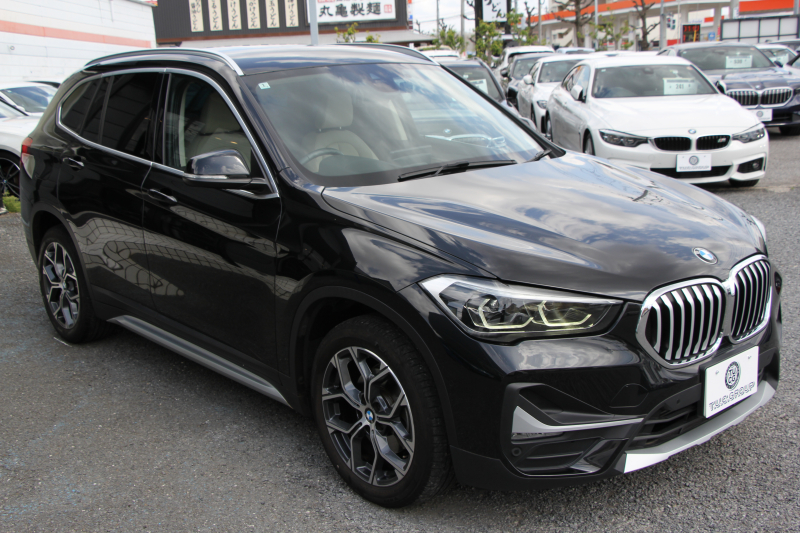 BMW X1 Xdrive18d Xﾗｲﾝ ﾊｲﾗｲﾝ ｱﾄﾞﾊﾞﾝｽﾄﾞP ｺﾝﾌｫｰﾄP 後期 ﾌｪｲｽﾘﾌﾄ後 ｵｲｽﾀｰﾚｻﾞｰ ｼｰﾄﾋｰﾀｰ 追従ACC HUD LEDﾍｯﾄﾞﾗｲﾄ&ﾃｰﾙ 電動ﾄﾗﾝｸ ｻﾃﾝｳｲﾝﾄﾞｳﾓｰﾙ ﾀｯﾁ画面HDDﾅﾋﾞﾜｲﾔﾚｽ充電 衝突軽減ﾌﾞﾚｰｷ 車線逸脱警告 歩行者警告 2年保証