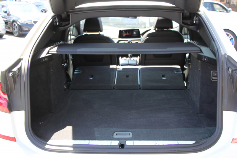 BMW 6シリーズ 630i ｸﾞﾗﾝﾂｰﾘｽﾓ Mｽﾎﾟｰﾂ ｾﾚｸﾄP ﾊﾟﾉﾗﾏｻﾝﾙｰﾌ 全席ﾋｰﾀｰ黒革 ﾘｱｼｰﾄ電動可倒調整 ﾊｰﾏﾝｶｰﾄﾞﾝ 追従ACC HUD LEDﾍｯﾄﾞﾗｲﾄ 4ｿﾞｰﾝｴｱｺﾝ 360度ｶﾒﾗ ﾀｯﾁ画面HDDﾅﾋﾞｼﾞｪｽﾁｬｰC ﾜｲﾔﾚｽ充電 ﾌﾙｾｸﾞTV 液晶ﾒｰﾀｰ  2年保証