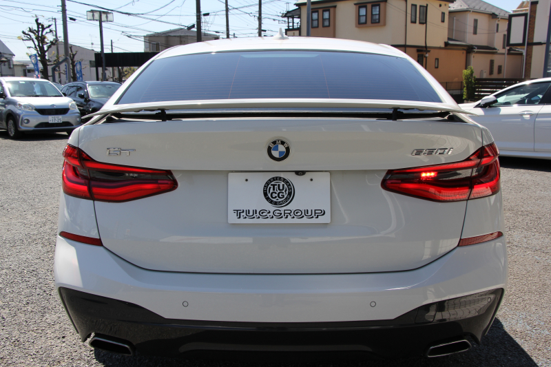 BMW 6シリーズ 630i ｸﾞﾗﾝﾂｰﾘｽﾓ Mｽﾎﾟｰﾂ ｾﾚｸﾄP ﾊﾟﾉﾗﾏｻﾝﾙｰﾌ 全席ﾋｰﾀｰ黒革 ﾘｱｼｰﾄ電動可倒調整 ﾊｰﾏﾝｶｰﾄﾞﾝ 追従ACC HUD LEDﾍｯﾄﾞﾗｲﾄ 4ｿﾞｰﾝｴｱｺﾝ 360度ｶﾒﾗ ﾀｯﾁ画面HDDﾅﾋﾞｼﾞｪｽﾁｬｰC ﾜｲﾔﾚｽ充電 ﾌﾙｾｸﾞTV 液晶ﾒｰﾀｰ  2年保証