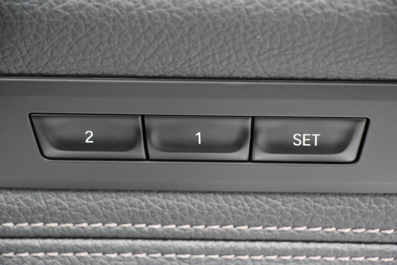 BMW 6シリーズ 630i ｸﾞﾗﾝﾂｰﾘｽﾓ Mｽﾎﾟｰﾂ ｾﾚｸﾄP ﾊﾟﾉﾗﾏｻﾝﾙｰﾌ 全席ﾋｰﾀｰ黒革 ﾘｱｼｰﾄ電動可倒調整 ﾊｰﾏﾝｶｰﾄﾞﾝ 追従ACC HUD LEDﾍｯﾄﾞﾗｲﾄ 4ｿﾞｰﾝｴｱｺﾝ 360度ｶﾒﾗ ﾀｯﾁ画面HDDﾅﾋﾞｼﾞｪｽﾁｬｰC ﾜｲﾔﾚｽ充電 ﾌﾙｾｸﾞTV 液晶ﾒｰﾀｰ  2年保証