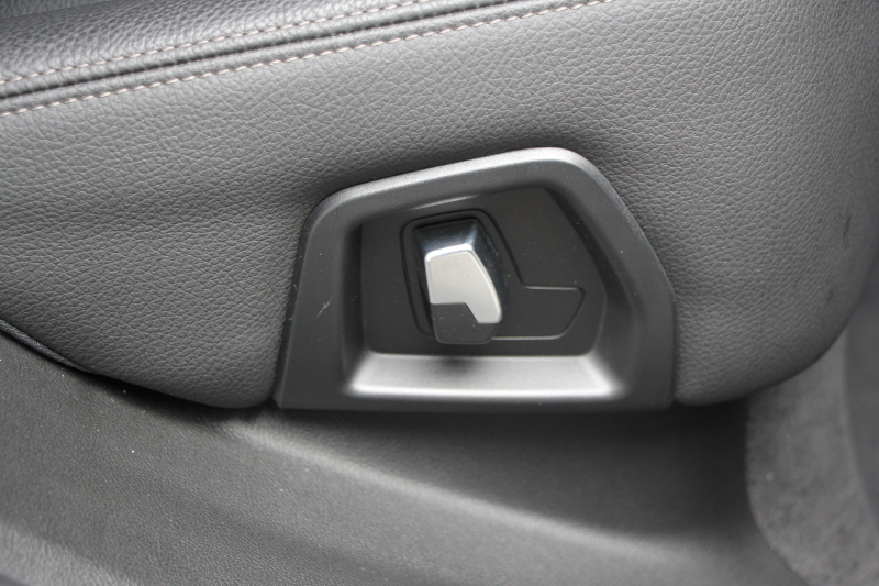 BMW 6シリーズ 630i ｸﾞﾗﾝﾂｰﾘｽﾓ Mｽﾎﾟｰﾂ ｾﾚｸﾄP ﾊﾟﾉﾗﾏｻﾝﾙｰﾌ 全席ﾋｰﾀｰ黒革 ﾘｱｼｰﾄ電動可倒調整 ﾊｰﾏﾝｶｰﾄﾞﾝ 追従ACC HUD LEDﾍｯﾄﾞﾗｲﾄ 4ｿﾞｰﾝｴｱｺﾝ 360度ｶﾒﾗ ﾀｯﾁ画面HDDﾅﾋﾞｼﾞｪｽﾁｬｰC ﾜｲﾔﾚｽ充電 ﾌﾙｾｸﾞTV 液晶ﾒｰﾀｰ  2年保証