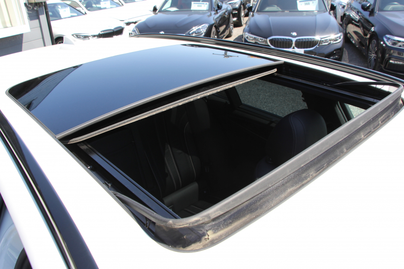 BMW 5シリーズ 530i ﾂｰﾘﾝｸﾞMｽﾎﾟｰﾂ 252馬力 ﾊﾟﾉﾗﾏｻﾝﾙｰﾌ ﾊｰﾏﾝｶｰﾄﾞﾝ 4ｿﾞｰﾝｴｱｺﾝ 全席ﾋｰﾀｰ黒革 HUD 追従ACC ｽﾃｱﾘﾝｸﾞｻﾎﾟｰﾄ 液晶ﾒｰﾀｰ ﾀｯﾁ画面HDDﾅﾋﾞTV 360度ｶﾒﾗ LEDﾍｯﾄﾞﾗｲﾄ ｵｰﾄﾊｲﾋﾞｰﾑ Mspﾌﾞﾚｰｷ 電動Rｹﾞｰﾄ 2年保証