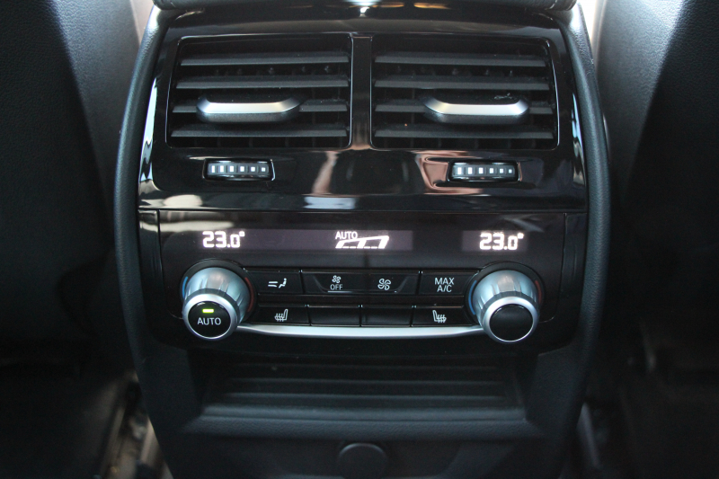 BMW 5シリーズ 530i ﾂｰﾘﾝｸﾞMｽﾎﾟｰﾂ 252馬力 ﾊﾟﾉﾗﾏｻﾝﾙｰﾌ ﾊｰﾏﾝｶｰﾄﾞﾝ 4ｿﾞｰﾝｴｱｺﾝ 全席ﾋｰﾀｰ黒革 HUD 追従ACC ｽﾃｱﾘﾝｸﾞｻﾎﾟｰﾄ 液晶ﾒｰﾀｰ ﾀｯﾁ画面HDDﾅﾋﾞTV 360度ｶﾒﾗ LEDﾍｯﾄﾞﾗｲﾄ ｵｰﾄﾊｲﾋﾞｰﾑ Mspﾌﾞﾚｰｷ 電動Rｹﾞｰﾄ 2年保証