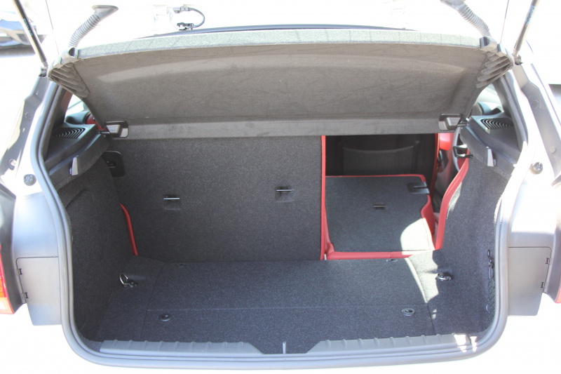 BMW 1シリーズ M140i 後期 340馬力 直6ﾀｰﾎﾞB58新ｴﾝｼﾞﾝ ﾋｰﾀｰ赤革 LEDﾍｯﾄﾞﾗｲﾄ ｱﾀﾞﾌﾟﾃｨﾌﾞMｻｽ 専用ﾌﾞﾚｰｷ 18AW HDDﾅﾋﾞ衝突軽減ﾌﾞﾚｰｷ 車線逸脱警告 歩行者警告 ﾌﾞﾚｰｷ付ｸﾙｺﾝ 専用ｴｱﾛ 後輪駆動 2年保証