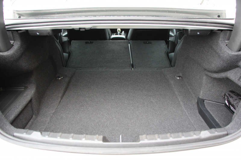 BMW 4シリーズ 420i ｸｰﾍﾟMｽﾎﾟｰﾂ 後期 ﾋｰﾀｰ黒革 LEDﾍｯﾄﾞﾗｲﾄ LEDﾃｰﾙ 追従ACC 液晶ﾒｰﾀｰ ﾌﾙｾｸﾞTV ﾀｯﾁ画面HDDﾅﾋﾞMﾊﾟﾌｫｰﾏﾝｽﾌﾞﾚｰｷ 新ﾐﾗｰETC2.0 ﾚｰﾝﾁｪﾝｼﾞ警告 衝突軽減ﾌﾞﾚｰｷ 車線逸脱警告 歩行者警告 ｽﾏｰﾄｷｰ 2年保証