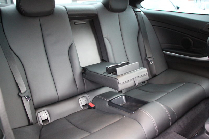 BMW 4シリーズ 420i ｸｰﾍﾟMｽﾎﾟｰﾂ 後期 ﾋｰﾀｰ黒革 LEDﾍｯﾄﾞﾗｲﾄ LEDﾃｰﾙ 追従ACC 液晶ﾒｰﾀｰ ﾌﾙｾｸﾞTV ﾀｯﾁ画面HDDﾅﾋﾞMﾊﾟﾌｫｰﾏﾝｽﾌﾞﾚｰｷ 新ﾐﾗｰETC2.0 ﾚｰﾝﾁｪﾝｼﾞ警告 衝突軽減ﾌﾞﾚｰｷ 車線逸脱警告 歩行者警告 ｽﾏｰﾄｷｰ 2年保証