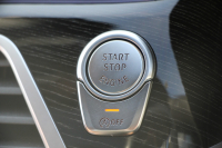 BMW 7シリーズ 740d Xdrive Mｽﾎﾟｰﾂ ﾘｱｺﾝﾌｫｰﾄP ﾘｱｴﾝﾀｰﾃｲﾒﾝﾄ ﾘｱﾓﾆﾀｰ ﾀｯﾁｺﾏﾝﾄﾞﾋｰﾄｺﾝﾌｫｰﾄP ｻﾝﾙｰﾌ ﾚｰｻﾞｰﾗｲﾄ ﾃﾞｨｽﾌﾟﾚｲｷｰ ﾘﾓｰﾄﾊﾟｰｷﾝｸﾞﾏｯｻｰｼﾞ&ﾍﾞﾝﾁﾚｰｼｮﾝ ｺﾆｬｯｸﾚｻﾞｰ 360度ｶﾒﾗ 4WD 3.0Lﾃﾞｨｰｾﾞﾙﾀｰﾎﾞ2年保証