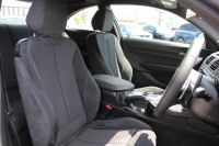 BMW 2シリーズ M235i ｸｰﾍﾟ1ｵﾅ 直6ﾀｰﾎﾞ326馬力 ｱﾀﾞﾌﾟﾃｨﾌﾞMｻｽ 専用ﾌﾞﾚｰｷ Bｶﾒﾗ&ﾘｱPDC 衝突軽減ﾌﾞﾚｰｷ 車線逸脱警告 歩行者警告 ﾌﾞﾚｰｷ付ｸﾙｺﾝ HDDﾅﾋﾞBluetooth接続 ｽﾏｰﾄｷｰ 18AW ﾊﾟﾄﾞﾙｼﾌﾄ 2年保証