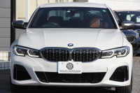 BMW 3シリーズ M340i Xdrive ｲﾉﾍﾞｰｼｮﾝP 4WD 直6ﾀｰﾎﾞ387馬力 ｺﾆｬｯｸﾚｻﾞｰ ｼｰﾄﾋｰﾀｰ ﾚｰｻﾞｰﾗｲﾄ HUD ｼﾞｪｽﾁｬｰC ﾊｰﾏﾝｶｰﾄﾞﾝｻﾗｳﾝﾄﾞｱﾀﾞﾌﾟﾃｨﾌﾞMｻｽ 専用ﾃﾞﾌ 19AW Mｽﾎﾟｰﾂﾌﾞﾚｰｷ BMWﾗｲﾌﾞｺｯｸﾋﾟｯﾄﾞﾊﾟｰｷﾝｸﾞｱｼｽﾄﾌﾟﾗｽ 360度ｶﾒﾗ 2年保証