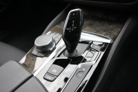 BMW 5シリーズ 530i Mｽﾎﾟｰﾂ ｺﾝﾌｫｰﾄP 型式変更後｢JR20｣ 252馬力 全席ﾋｰﾀｰ黒革 ｺﾝﾌｫｰﾄｼｰﾄ&ﾍﾞﾝﾁﾚｰｼｮﾝ ｿﾌﾄｸﾛｰｽﾞﾄﾞｱ HUD 追従ACC ｽﾃｱﾘﾝｸﾞｻﾎﾟｰﾄ 変更後全面液晶ﾒｰﾀｰ ﾀｯﾁ画面HDDﾅﾋﾞTV 360度ｶﾒﾗ 2年保証