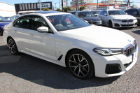 BMW 5シリーズ 523d Xdrive Mｽﾎﾟｰﾂ ｴﾃﾞｨｼｮﾝｼﾞｮｲﾌﾟﾗｽ ｴｸｽｸﾙｰｼﾌﾞﾅｯﾊﾟﾚｻﾞｰP 後期 ｻﾝﾙｰﾌ EXCﾓｶﾅｯﾊﾟﾚｻﾞｰ 全席ｼｰﾄﾋｰﾀｰ LEDﾍｯﾄﾞﾗｲﾄ ｱﾀﾞﾌﾟﾃｨﾌﾞｻｽ BMWﾗｲﾌﾞｺｯｸﾋﾟｯﾄ HUD 追従ACC ｽﾃｱﾘﾝｸﾞｻﾎﾟｰﾄ Applecarplay ﾜｲﾔﾚｽC 2年保証