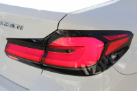 BMW 5シリーズ 530i Mｽﾎﾟｰﾂ 後期LCI 高出力 252馬力 全席ﾋｰﾀｰ付黒革 Mｽﾎﾟｰﾂﾌﾞﾚｰｷ 可変ｻｽ ｱﾀﾞﾌﾟﾃｨﾌﾞLEDﾍｯﾄﾞﾗｲﾄ BMWﾗｲﾌﾞｺｯｸﾋﾟｯﾄﾞAppleCarPlay対応HDDﾅﾋﾞTV Pｱｼｽﾄﾌﾟﾗｽ 360度ｶﾒﾗ ｽﾃｱﾘﾝｸﾞｻﾎﾟｰﾄ 追ACC 電動ﾄﾗﾝｸ 2年保証