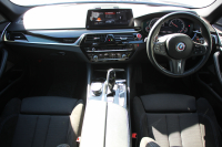 BMW 5シリーズ 523d ﾂｰﾘﾝｸﾞｴﾃﾞｨｼｮﾝﾐｯｼｮﾝｲﾝﾎﾟｯｼﾌﾞﾙ 特別仕様車 HUD ﾊｰﾏﾝｶｰﾄﾞﾝ 後期ﾃｰﾙ 20AW ﾛｰﾀﾞｳﾝ 追従ACC ｽﾃｱﾘﾝｸﾞｻﾎﾟｰﾄ LEDﾍｯﾄﾞﾗｲﾄ ｵｰﾄﾊｲﾋﾞｰﾑ ﾀｯﾁ画面HDDﾅﾋﾞTV 360度ﾊﾟﾉﾗﾏｶﾒﾗ Pｱｼｽﾄﾌﾟﾗｽ 電動ﾄﾗﾝｸ ｽﾏｰﾄｷｰ 2年保証